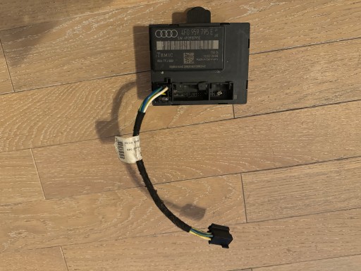 MODUL CONTROLLER UȘĂ SPATE STÂNGA AUDI A6 C6 LIFT
