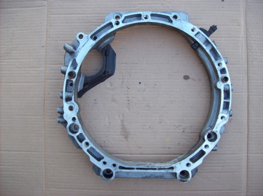 DISTANȚIER MOTOR MERCEDES W205 1.6 R9MA500
