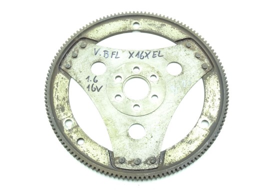 OPEL VECTRA B 95-02 1.6 16V VOLANT AUTOMAT