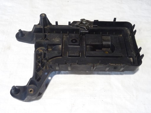 CARCASA BAZĂ BATERIE VW TOURAN I 1 1T0 2.0 TDI 1K0915333B