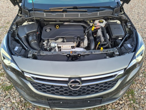 Armarea centurii din față a barei de protecție Opel Astra K Z10a