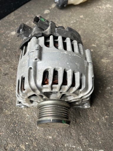 Peugeot Citroen - alternator 9826574080