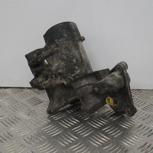 Renault Laguna MK3 Carcasa filtru ulei 70346768 8201005241 2010 2.0 Diesel