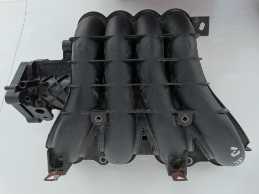 COLECTOR DE ADMISIE MN143823 MITSUBISHI COLT 1.3