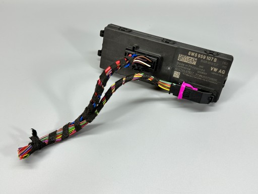 AUDI A5 F5 8W MODUL ELECTRIC CONTROLLER CAPAC portbagaj 8W8959107B