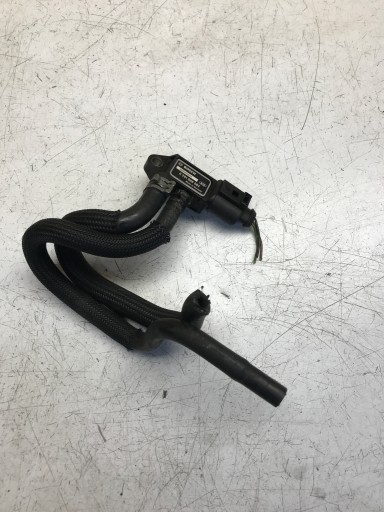 SENSOR PRESIUNE ESCAPAR VW SKODA AUDI 0281006082