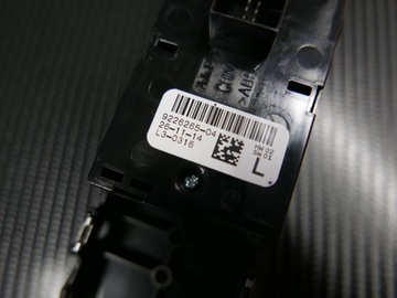 product-additional-image