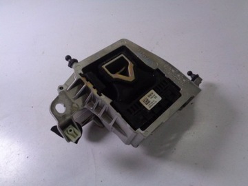 product-additional-image
