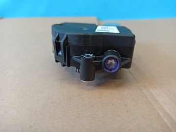 product-additional-image