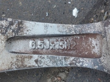 product-additional-image