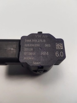 product-additional-image