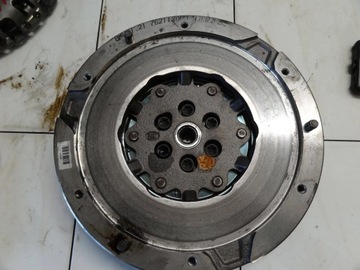 product-additional-image