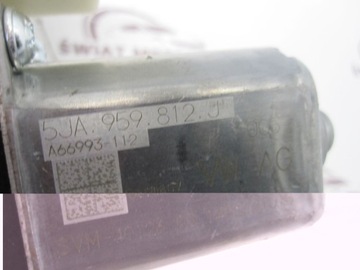 product-additional-image