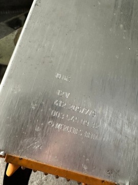 product-additional-image