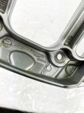 product-additional-image