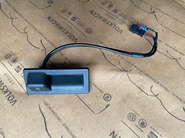 product-additional-image